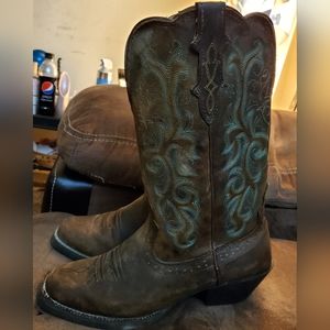 Justin square toe boots size 9 women's
